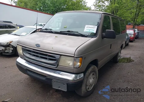 2001 Ford E-350 Super Duty Xl/Xlt z USA, uszkodzony, nr VIN 1FBSS31S71HB54782